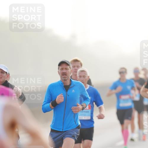 03.10.2026 - Köhlbrandbrückenlauf LAZAROV Photography http://msf.ph/oto/10687462 03.10.2026 09:14:22 Position 3 1712 meine-sportfotos.de