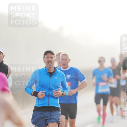 03.10.2026 - Köhlbrandbrückenlauf LAZAROV Photography http://msf.ph/oto/10687464 03.10.2026 09:14:23 Position 3  meine-sportfotos.de