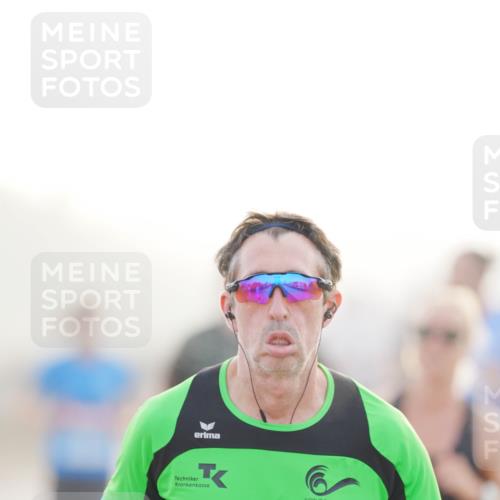03.10.2026 - Köhlbrandbrückenlauf LAZAROV Photography http://msf.ph/oto/10687480 03.10.2026 09:14:25 Position 3 2046 meine-sportfotos.de