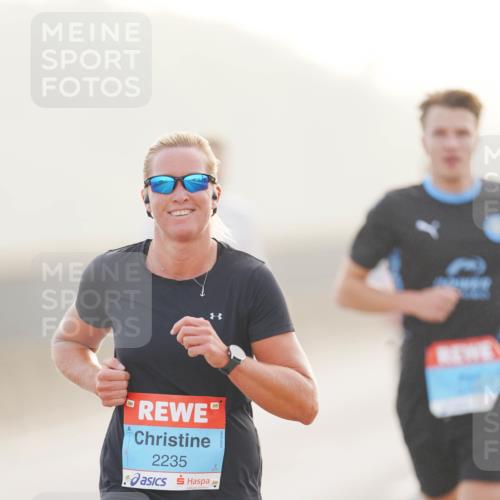 03.10.2026 - Köhlbrandbrückenlauf LAZAROV Photography http://msf.ph/oto/10687512 03.10.2026 09:14:33 Position 3 2235 meine-sportfotos.de
