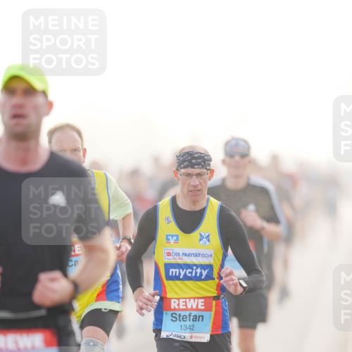 03.10.2026 - Köhlbrandbrückenlauf LAZAROV Photography http://msf.ph/oto/10687530 03.10.2026 09:14:36 Position 3 1342 meine-sportfotos.de