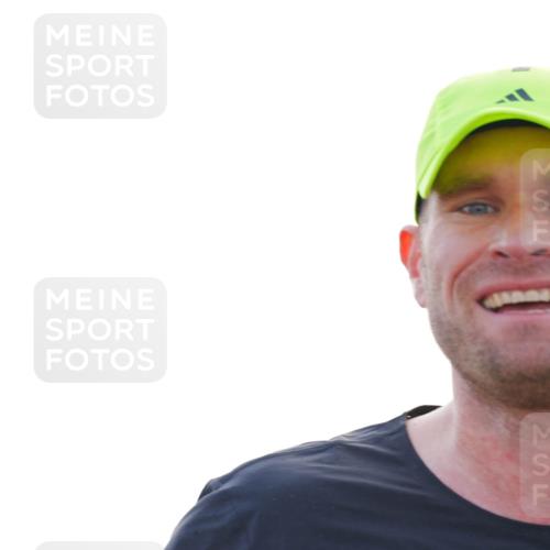 03.10.2026 - Köhlbrandbrückenlauf LAZAROV Photography http://msf.ph/oto/10687542 03.10.2026 09:14:39 Position 3  meine-sportfotos.de
