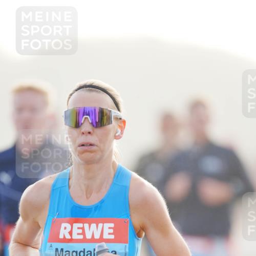 03.10.2026 - Köhlbrandbrückenlauf LAZAROV Photography http://msf.ph/oto/10687559 03.10.2026 09:14:45 Position 3 157 meine-sportfotos.de
