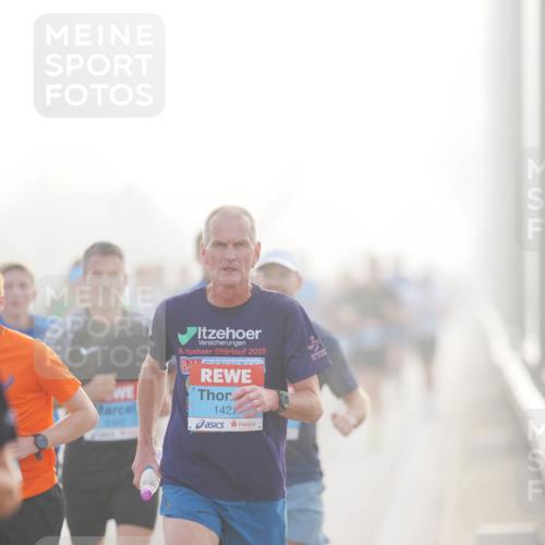 03.10.2026 - Köhlbrandbrückenlauf LAZAROV Photography http://msf.ph/oto/10687661 03.10.2026 09:15:02 Position 3 16, 2015, 1427 meine-sportfotos.de