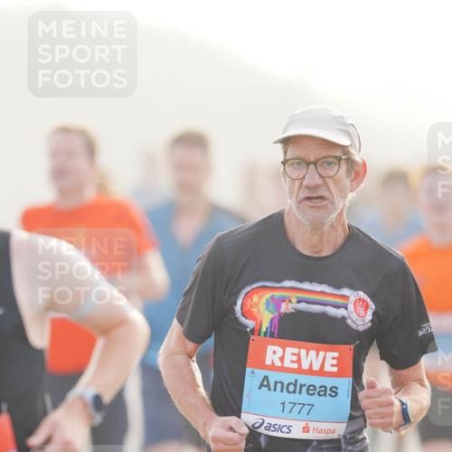 03.10.2026 - Köhlbrandbrückenlauf LAZAROV Photography http://msf.ph/oto/10687665 03.10.2026 09:15:02 Position 3 1777, 1910 meine-sportfotos.de