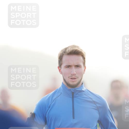 03.10.2026 - Köhlbrandbrückenlauf LAZAROV Photography http://msf.ph/oto/10687707 03.10.2026 09:15:09 Position 3 86 meine-sportfotos.de