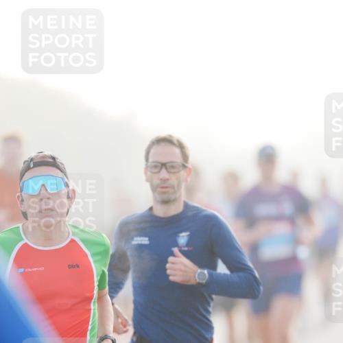 03.10.2026 - Köhlbrandbrückenlauf LAZAROV Photography http://msf.ph/oto/10687720 03.10.2026 09:15:11 Position 3  meine-sportfotos.de