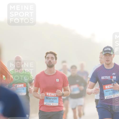 03.10.2026 - Köhlbrandbrückenlauf LAZAROV Photography http://msf.ph/oto/10687735 03.10.2026 09:15:13 Position 3 3457, 1290, 2139 meine-sportfotos.de