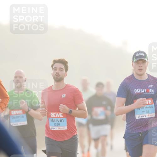 03.10.2026 - Köhlbrandbrückenlauf LAZAROV Photography http://msf.ph/oto/10687737 03.10.2026 09:15:14 Position 3 5457, 1290, 2139 meine-sportfotos.de
