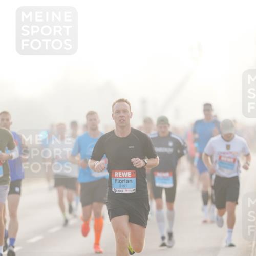 03.10.2026 - Köhlbrandbrückenlauf LAZAROV Photography http://msf.ph/oto/10687749 03.10.2026 09:15:15 Position 3 2151 meine-sportfotos.de
