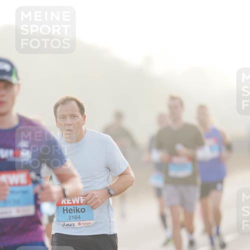 03.10.2026 - Köhlbrandbrückenlauf LAZAROV Photography http://msf.ph/oto/10687756 03.10.2026 09:15:17 Position 3 2164 meine-sportfotos.de