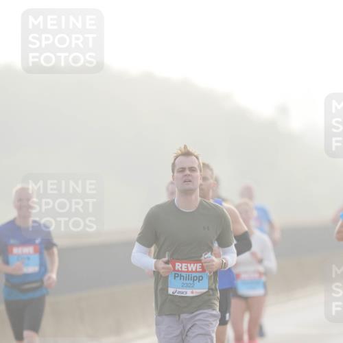 03.10.2026 - Köhlbrandbrückenlauf LAZAROV Photography http://msf.ph/oto/10687774 03.10.2026 09:15:20 Position 3 2322 meine-sportfotos.de