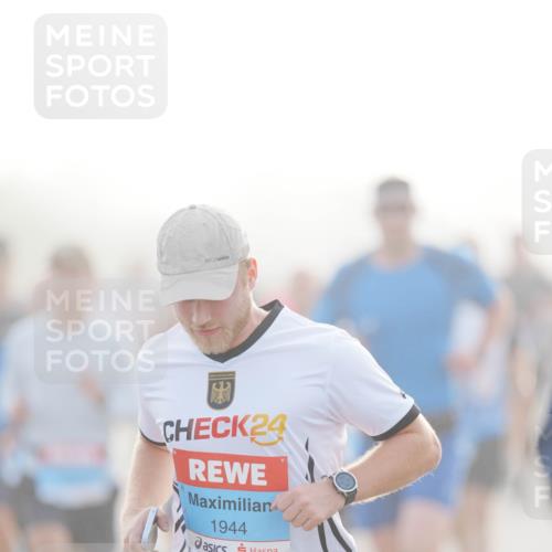 03.10.2026 - Köhlbrandbrückenlauf LAZAROV Photography http://msf.ph/oto/10687808 03.10.2026 09:15:26 Position 3 24, 1944 meine-sportfotos.de