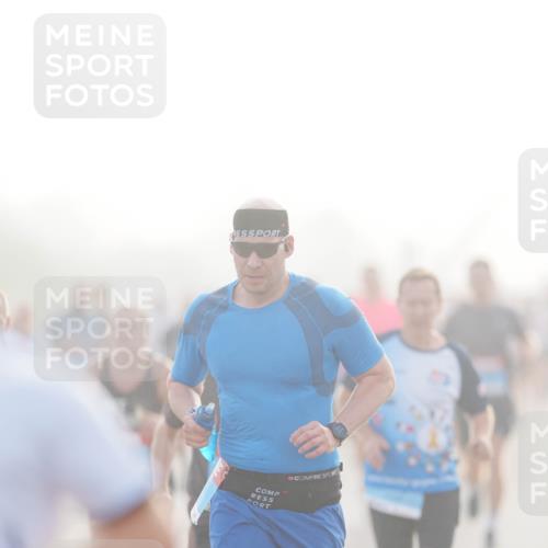 03.10.2026 - Köhlbrandbrückenlauf LAZAROV Photography http://msf.ph/oto/10687814 03.10.2026 09:15:28 Position 3  meine-sportfotos.de