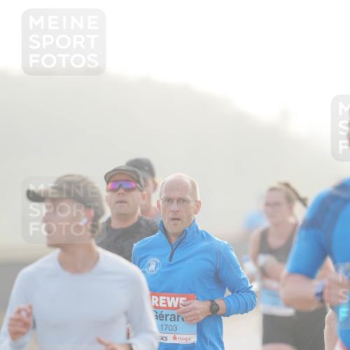 03.10.2026 - Köhlbrandbrückenlauf LAZAROV Photography http://msf.ph/oto/10687827 03.10.2026 09:15:30 Position 3 1703 meine-sportfotos.de