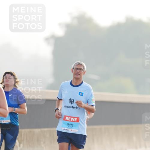 03.10.2026 - Köhlbrandbrückenlauf LAZAROV Photography http://msf.ph/oto/10687854 03.10.2026 09:30:48 Position 3 3309, 3712 meine-sportfotos.de
