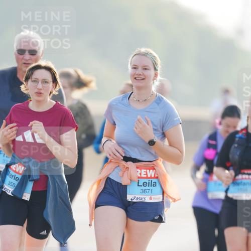 03.10.2026 - Köhlbrandbrückenlauf LAZAROV Photography http://msf.ph/oto/10687867 03.10.2026 09:30:52 Position 3 358, 3671, 1808 meine-sportfotos.de