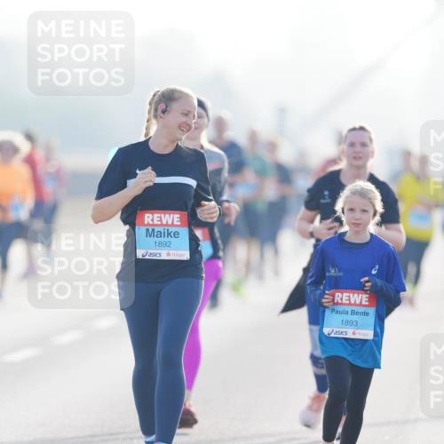 03.10.2026 - Köhlbrandbrückenlauf LAZAROV Photography http://msf.ph/oto/10687878 03.10.2026 09:31:24 Position 3 1892, 1893 meine-sportfotos.de