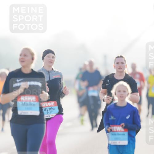 03.10.2026 - Köhlbrandbrückenlauf LAZAROV Photography http://msf.ph/oto/10687885 03.10.2026 09:31:27 Position 3 3427, 1823 meine-sportfotos.de