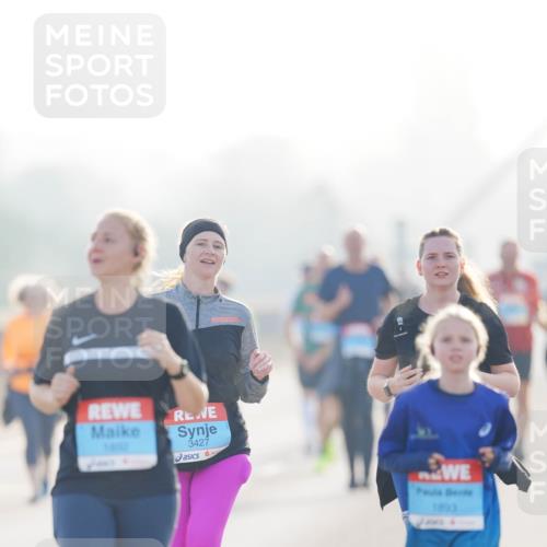 03.10.2026 - Köhlbrandbrückenlauf LAZAROV Photography http://msf.ph/oto/10687888 03.10.2026 09:31:27 Position 3 3427, 1803 meine-sportfotos.de