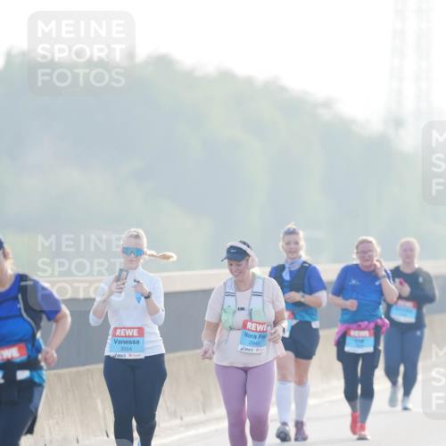 03.10.2026 - Köhlbrandbrückenlauf LAZAROV Photography http://msf.ph/oto/10687942 03.10.2026 09:32:20 Position 3 3554, 2945 meine-sportfotos.de