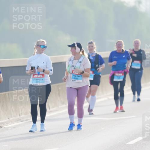 03.10.2026 - Köhlbrandbrückenlauf LAZAROV Photography http://msf.ph/oto/10687951 03.10.2026 09:32:21 Position 3 3554, 2945 meine-sportfotos.de