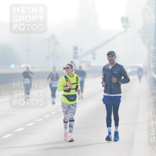03.10.2026 - Köhlbrandbrückenlauf LAZAROV Photography http://msf.ph/oto/10687969 03.10.2026 09:32:29 Position 3  meine-sportfotos.de