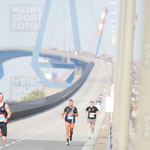 03.10.2026 - Köhlbrandbrückenlauf LAZAROV Photography http://msf.ph/oto/10688092 03.10.2026 09:33:22 Position 3  meine-sportfotos.de