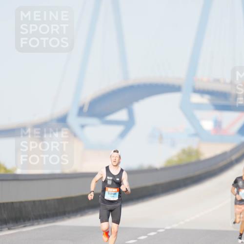 03.10.2026 - Köhlbrandbrückenlauf LAZAROV Photography http://msf.ph/oto/10688097 03.10.2026 09:33:24 Position 3  meine-sportfotos.de