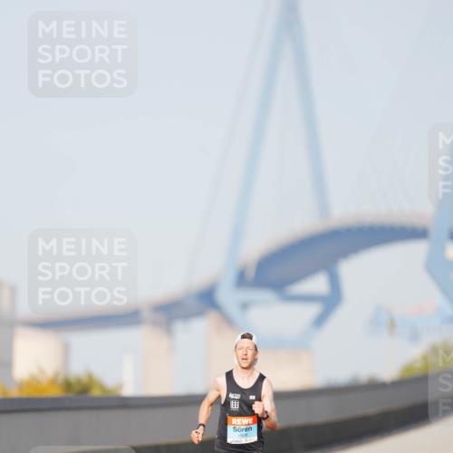 03.10.2026 - Köhlbrandbrückenlauf LAZAROV Photography http://msf.ph/oto/10688111 03.10.2026 09:33:26 Position 3 1508 meine-sportfotos.de