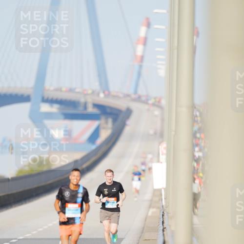 03.10.2026 - Köhlbrandbrückenlauf LAZAROV Photography http://msf.ph/oto/10688134 03.10.2026 09:33:30 Position 3  meine-sportfotos.de