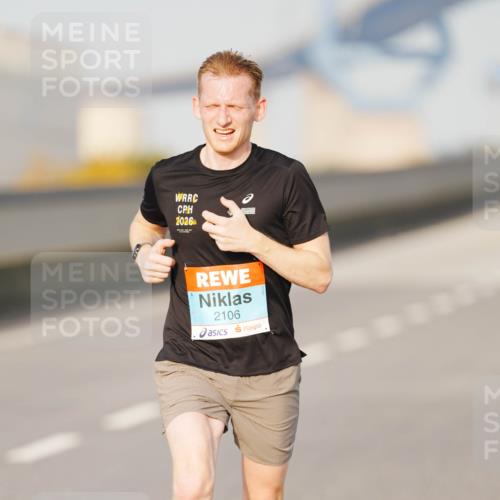 03.10.2026 - Köhlbrandbrückenlauf LAZAROV Photography http://msf.ph/oto/10688193 03.10.2026 09:33:43 Position 3 2026, 2106 meine-sportfotos.de