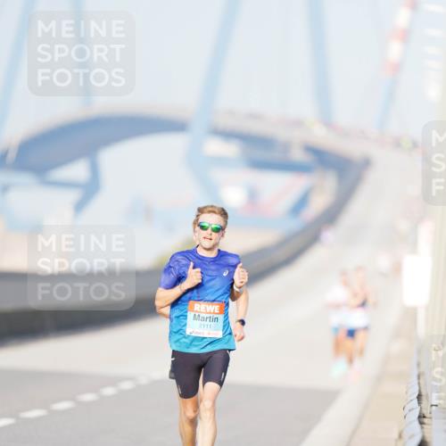 03.10.2026 - Köhlbrandbrückenlauf LAZAROV Photography http://msf.ph/oto/10688288 03.10.2026 09:34:37 Position 3 2111 meine-sportfotos.de