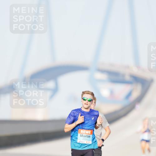 03.10.2026 - Köhlbrandbrückenlauf LAZAROV Photography http://msf.ph/oto/10688304 03.10.2026 09:34:39 Position 3 2111 meine-sportfotos.de