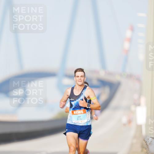 03.10.2026 - Köhlbrandbrückenlauf LAZAROV Photography http://msf.ph/oto/10688355 03.10.2026 09:34:55 Position 3 3735 meine-sportfotos.de