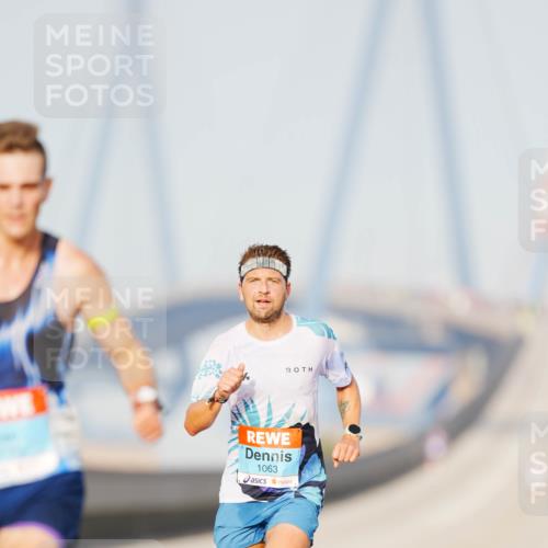 03.10.2026 - Köhlbrandbrückenlauf LAZAROV Photography http://msf.ph/oto/10688385 03.10.2026 09:34:59 Position 3 1063 meine-sportfotos.de