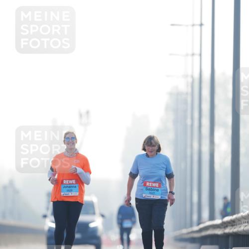 03.10.2026 - Köhlbrandbrückenlauf LAZAROV Photography http://msf.ph/oto/10688422 03.10.2026 09:35:28 Position 3 3628, 3627 meine-sportfotos.de