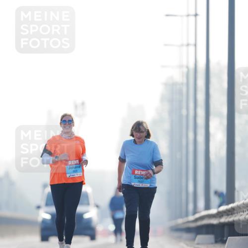 03.10.2026 - Köhlbrandbrückenlauf LAZAROV Photography http://msf.ph/oto/10688428 03.10.2026 09:35:30 Position 3 3628, 3627 meine-sportfotos.de