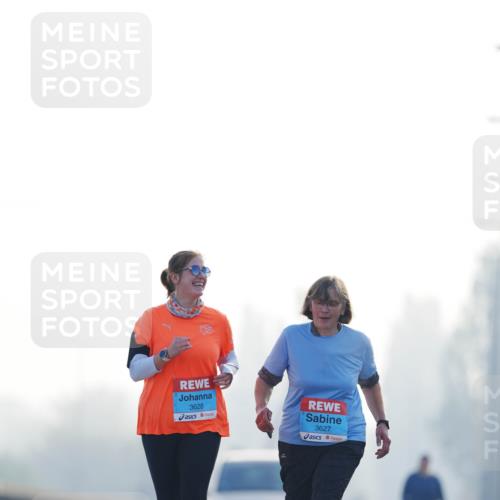 03.10.2026 - Köhlbrandbrückenlauf LAZAROV Photography http://msf.ph/oto/10688434 03.10.2026 09:35:35 Position 3 3628, 3627 meine-sportfotos.de