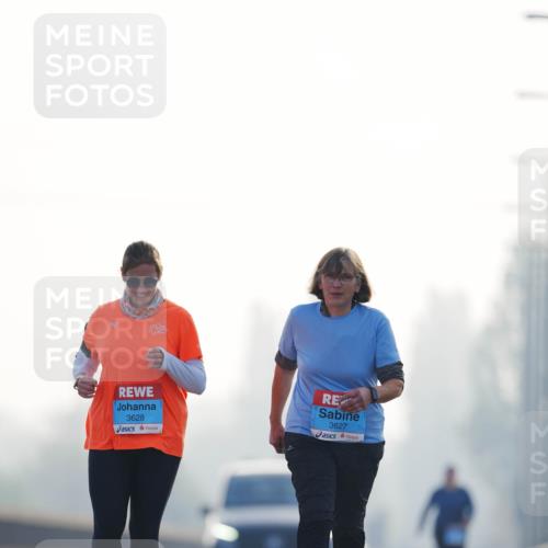 03.10.2026 - Köhlbrandbrückenlauf LAZAROV Photography http://msf.ph/oto/10688437 03.10.2026 09:35:37 Position 3 3628, 3627 meine-sportfotos.de