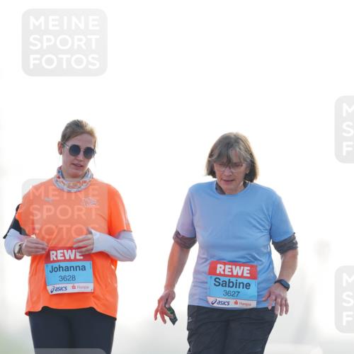 03.10.2026 - Köhlbrandbrückenlauf LAZAROV Photography http://msf.ph/oto/10688466 03.10.2026 09:35:43 Position 3 3628, 3627 meine-sportfotos.de