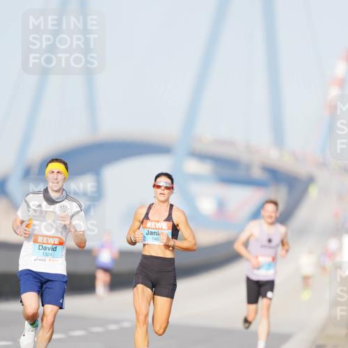 03.10.2026 - Köhlbrandbrückenlauf LAZAROV Photography http://msf.ph/oto/10688472 03.10.2026 09:35:51 Position 3 1324, 1467 meine-sportfotos.de