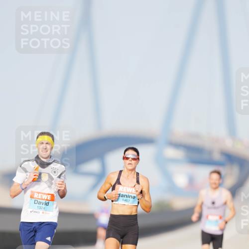 03.10.2026 - Köhlbrandbrückenlauf LAZAROV Photography http://msf.ph/oto/10688481 03.10.2026 09:35:52 Position 3 1324, 1467 meine-sportfotos.de