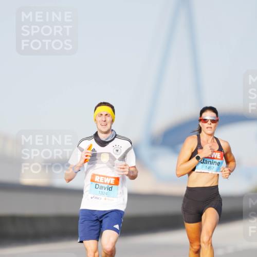 03.10.2026 - Köhlbrandbrückenlauf LAZAROV Photography http://msf.ph/oto/10688490 03.10.2026 09:35:53 Position 3 1324, 1467 meine-sportfotos.de