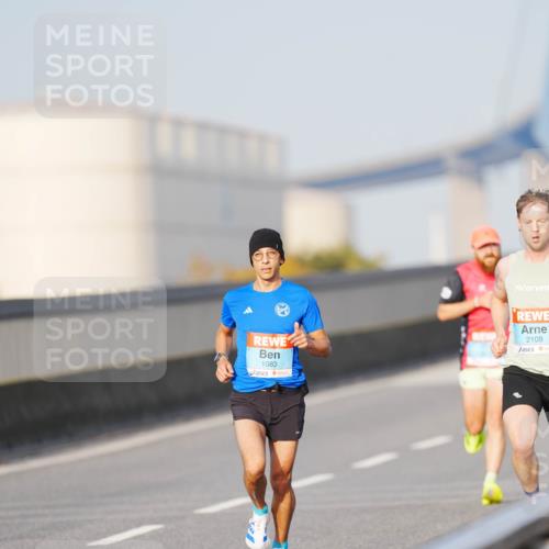 03.10.2026 - Köhlbrandbrückenlauf LAZAROV Photography http://msf.ph/oto/10688571 03.10.2026 09:36:55 Position 3 1083, 2109 meine-sportfotos.de