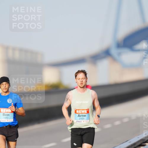 03.10.2026 - Köhlbrandbrückenlauf LAZAROV Photography http://msf.ph/oto/10688583 03.10.2026 09:36:57 Position 3 1083, 2109 meine-sportfotos.de