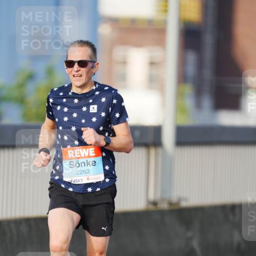 03.10.2026 - Köhlbrandbrückenlauf LAZAROV Photography http://msf.ph/oto/10688642 03.10.2026 09:37:39 Position 3 2263 meine-sportfotos.de