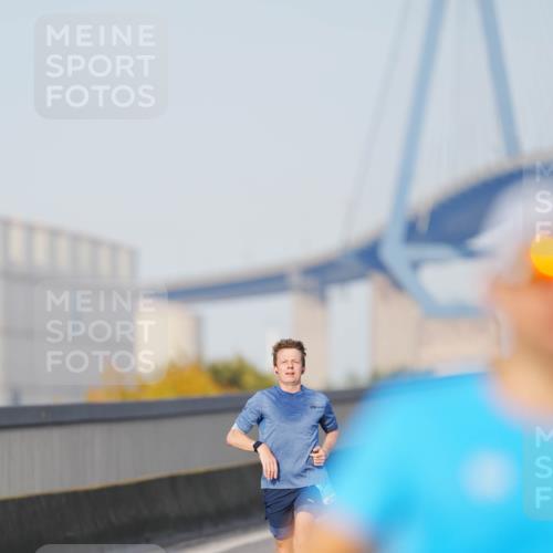 03.10.2026 - Köhlbrandbrückenlauf LAZAROV Photography http://msf.ph/oto/10688663 03.10.2026 09:39:03 Position 3  meine-sportfotos.de