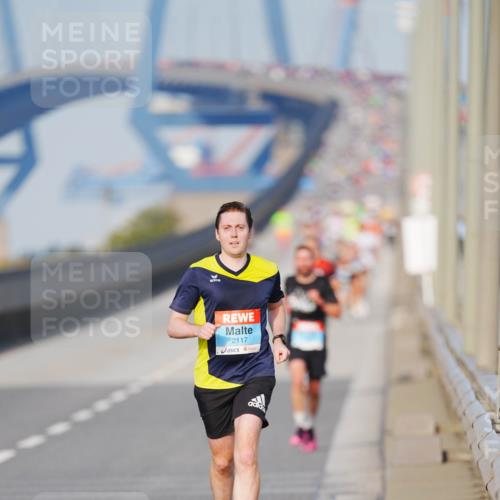 03.10.2026 - Köhlbrandbrückenlauf LAZAROV Photography http://msf.ph/oto/10688679 03.10.2026 09:39:09 Position 3 2117 meine-sportfotos.de