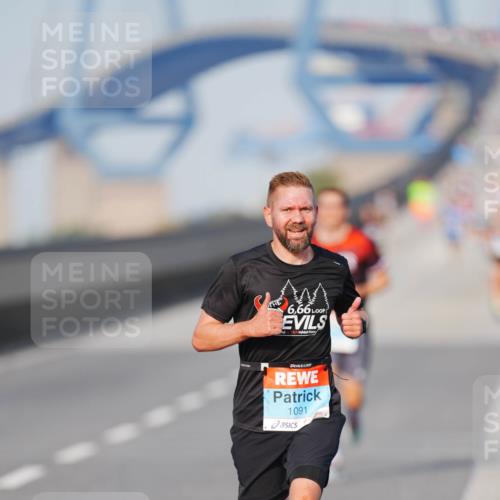 03.10.2026 - Köhlbrandbrückenlauf LAZAROV Photography http://msf.ph/oto/10688684 03.10.2026 09:39:20 Position 3 6, 66, 1091 meine-sportfotos.de